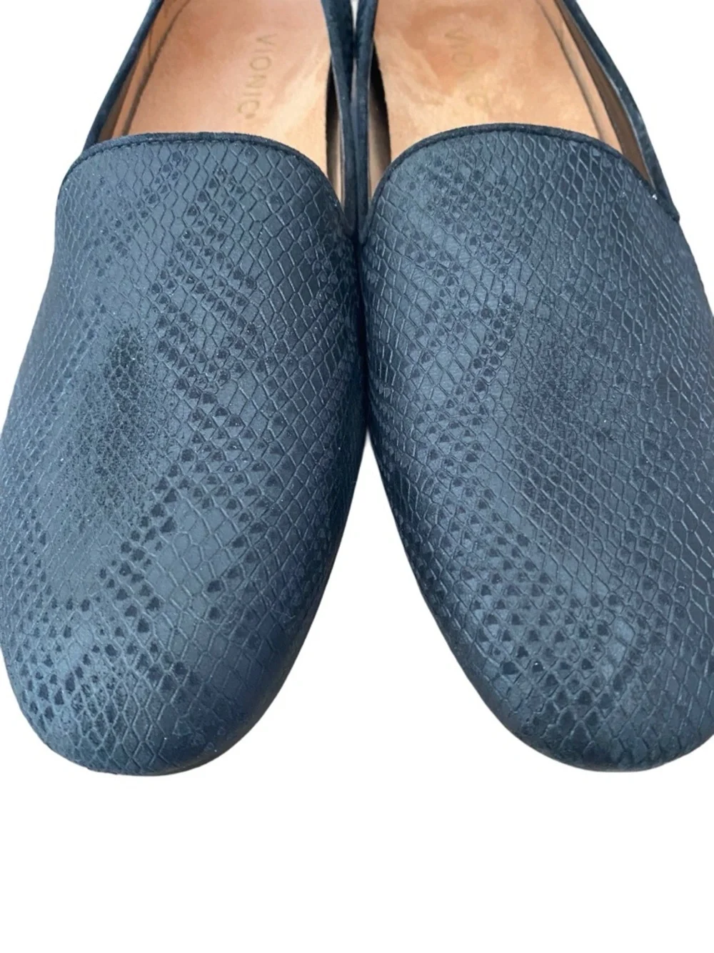 Vionic Willa II Black Leather Flat Snake Textured Slip-On Loafer size 9.5 - Picture 5 of 9